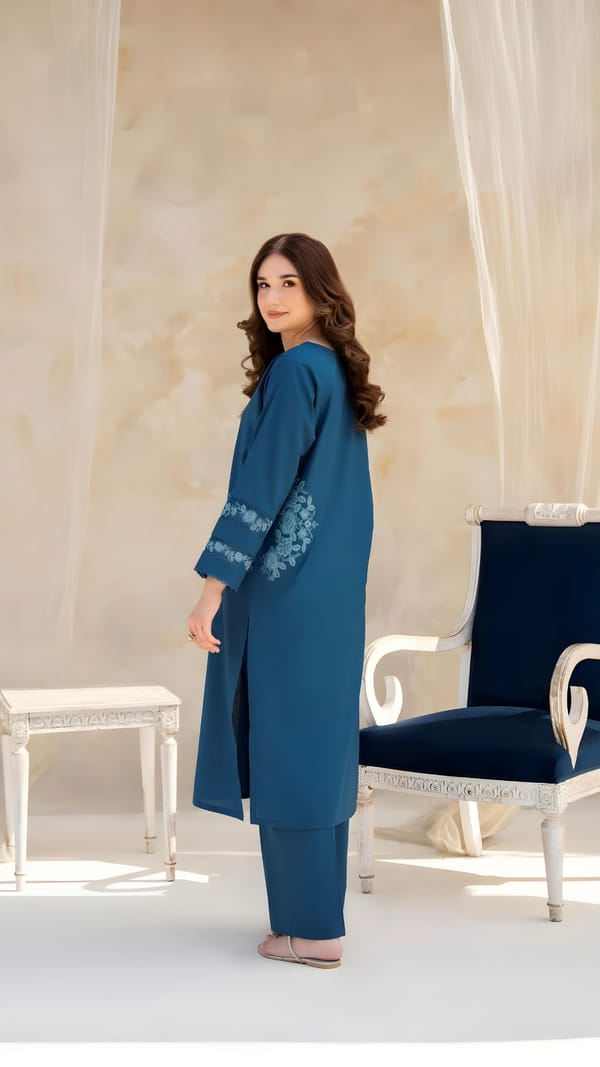 Pocket luxe Embroided 2ps