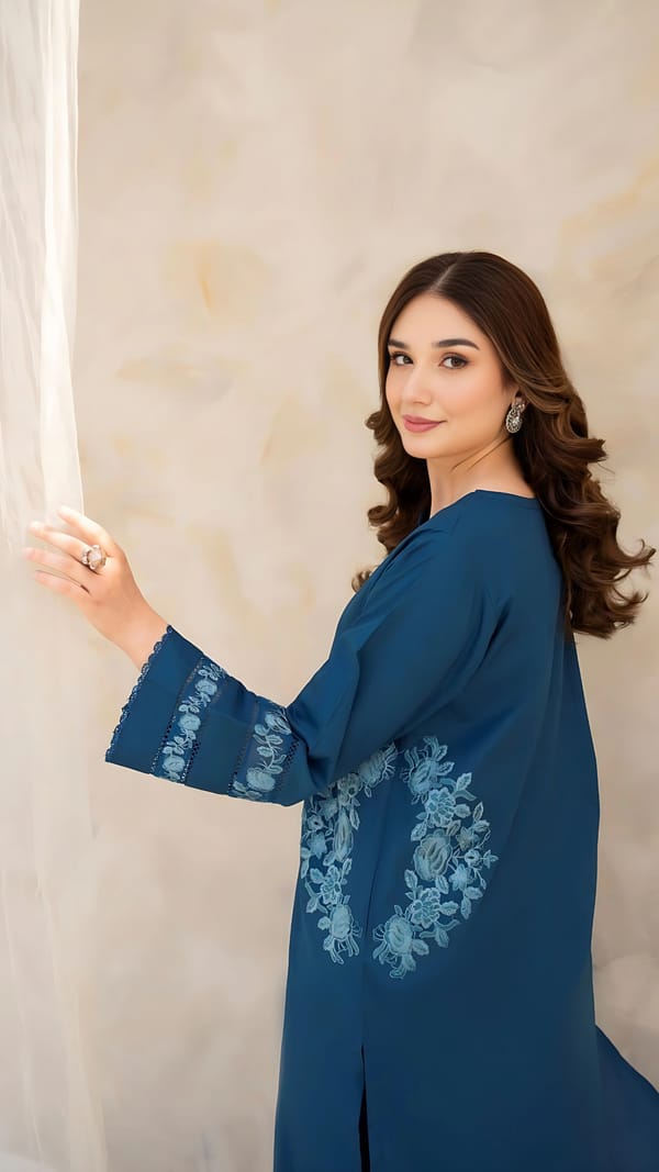 Pocket luxe Embroided 2ps